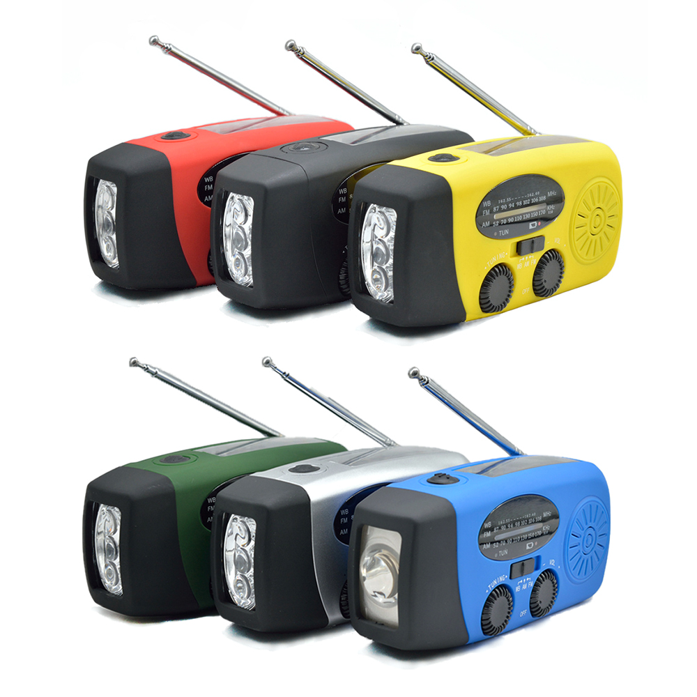 Solar Hand Crank Charging Emergency Radio1