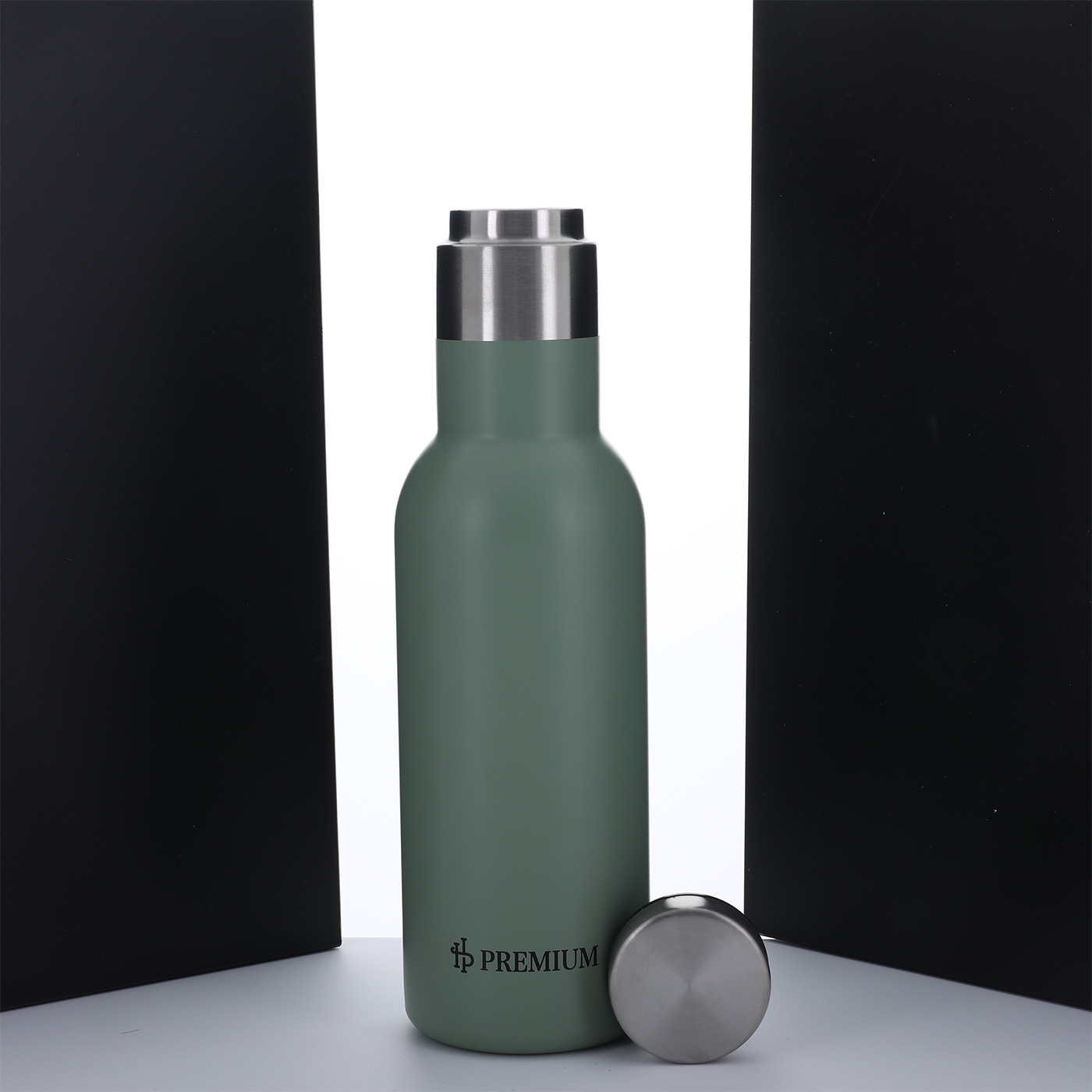 20 oz. Double Wall Insulated Wine Bottle3
