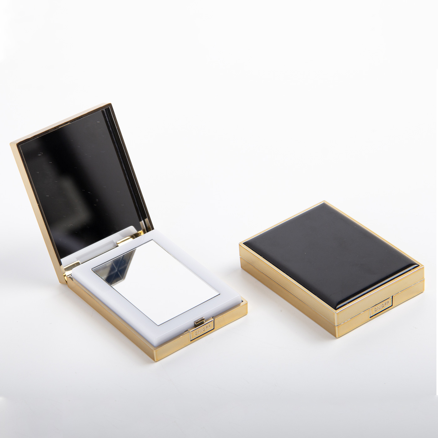 Folding Makeup Mirror With Light3