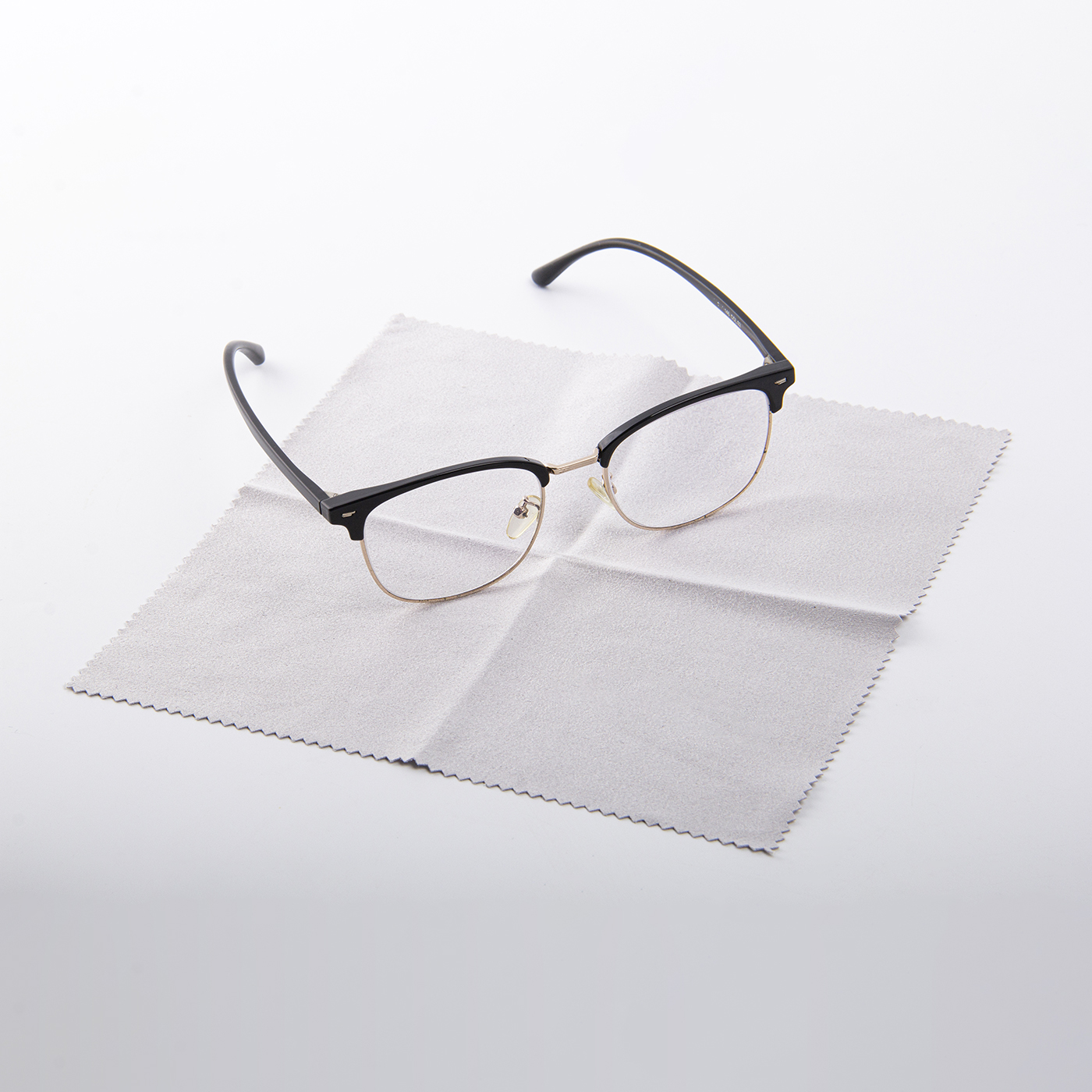 8”x8” Microfiber Glasses Cleaning Cloth3