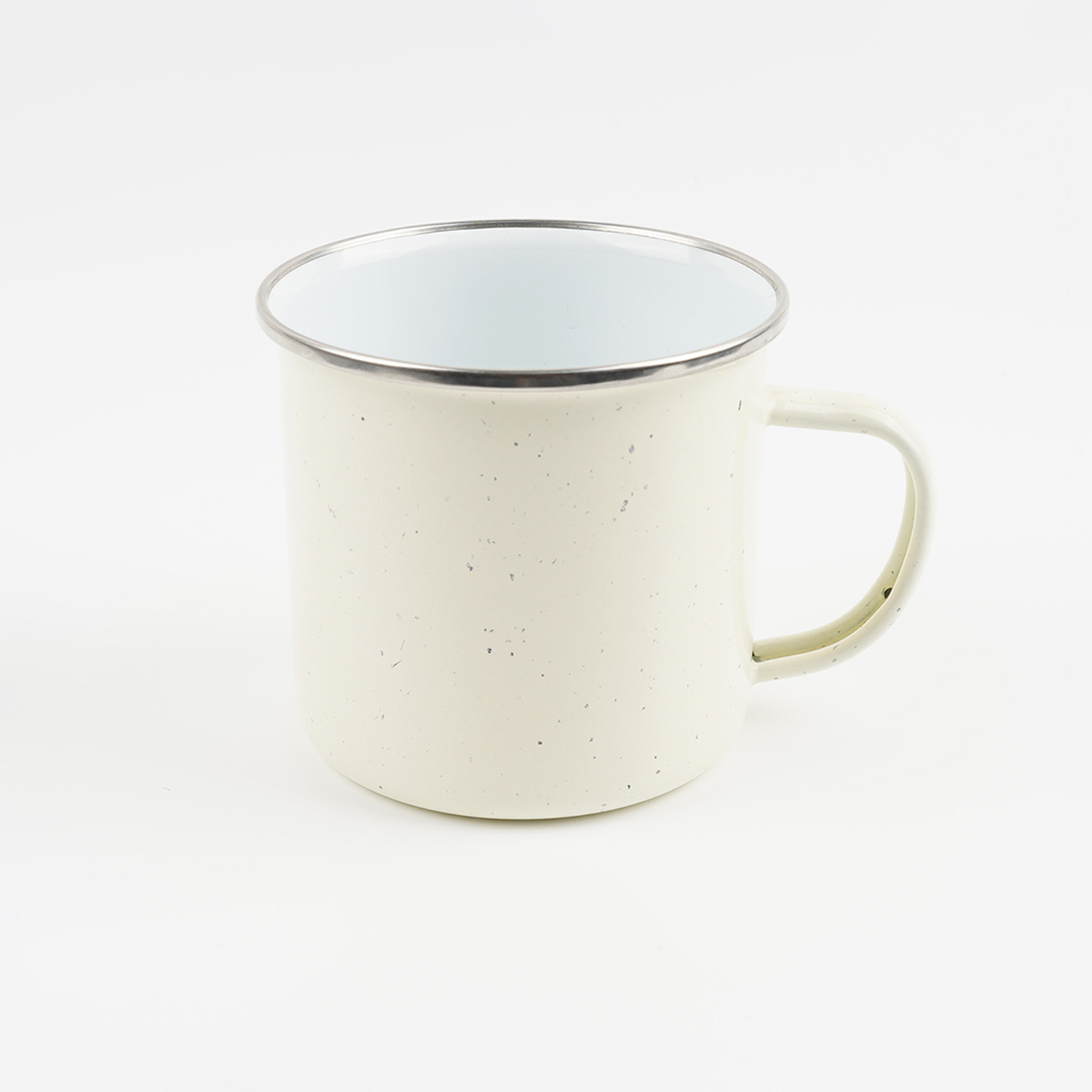 Colored 17 oz. Enamel Mug With Silver Rim4