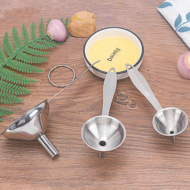 Stainless Steel Long Handled Funnel Set1