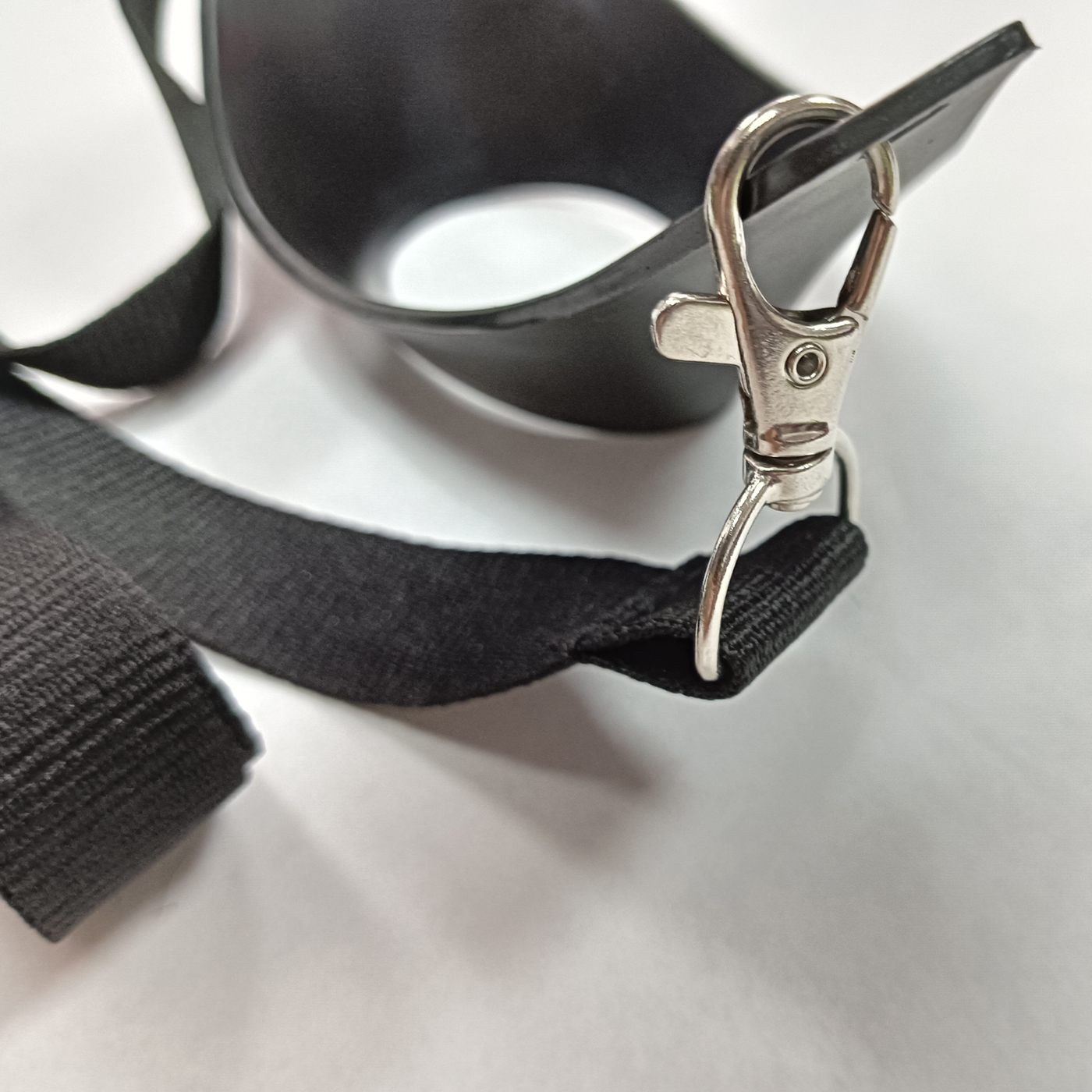 Wine Glass Holder With Lanyard2