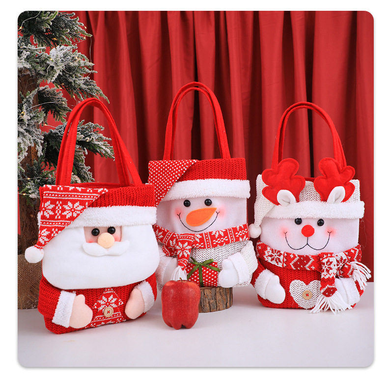 Custom Knitted Christmas Gift Bag2