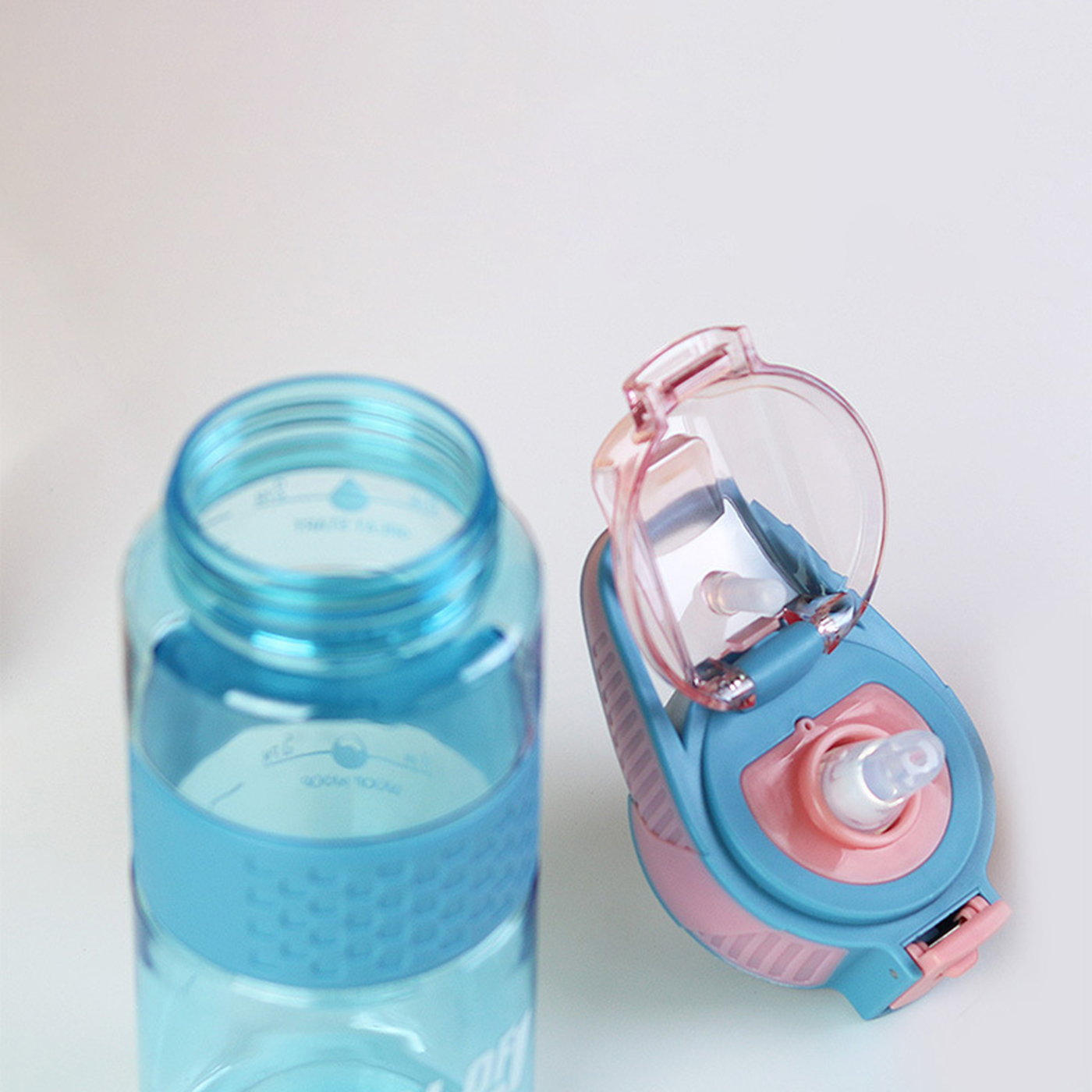 23 oz. Water Bottle With Straw3