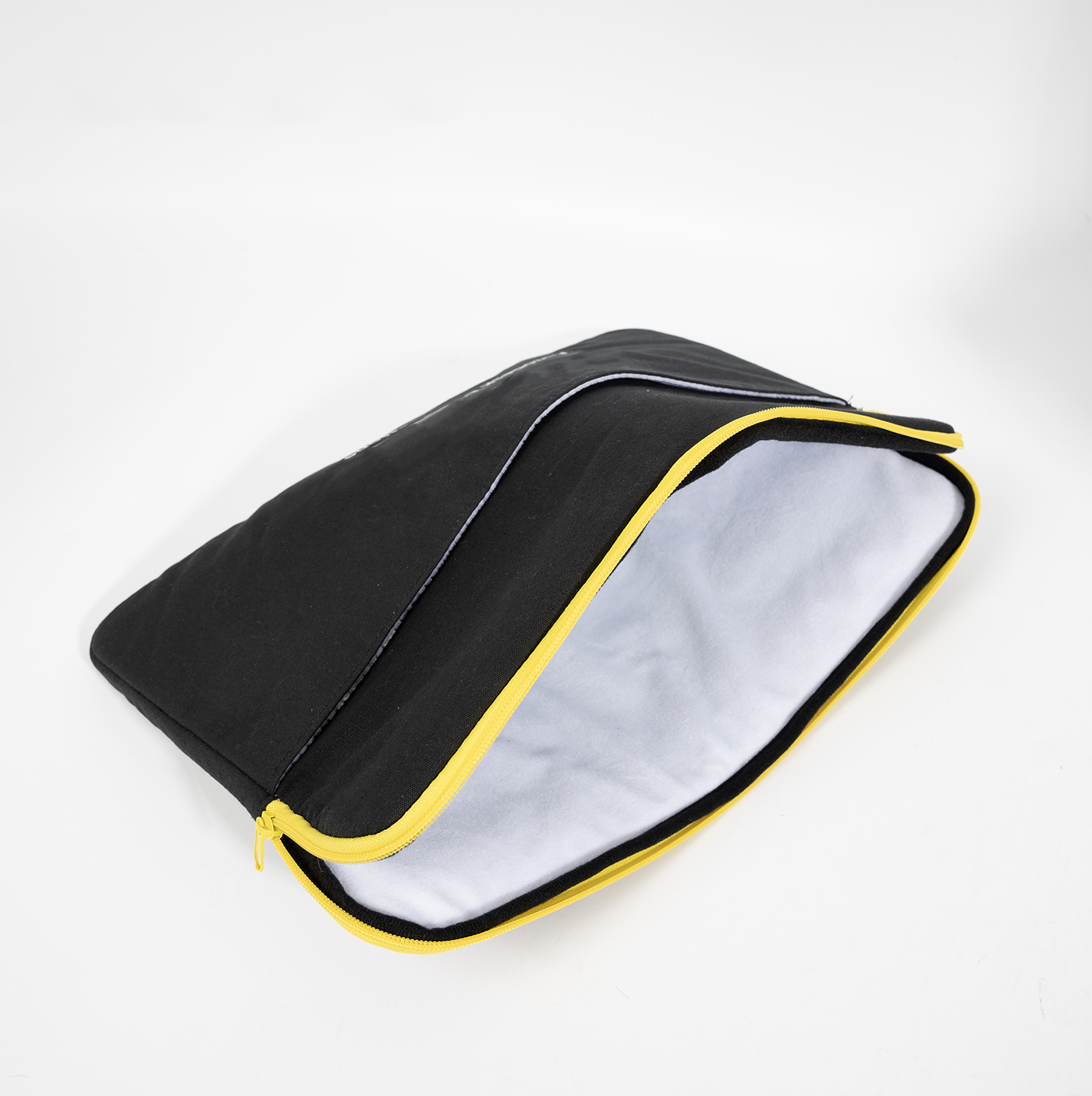 14-inch Protective Laptop Sleeve1