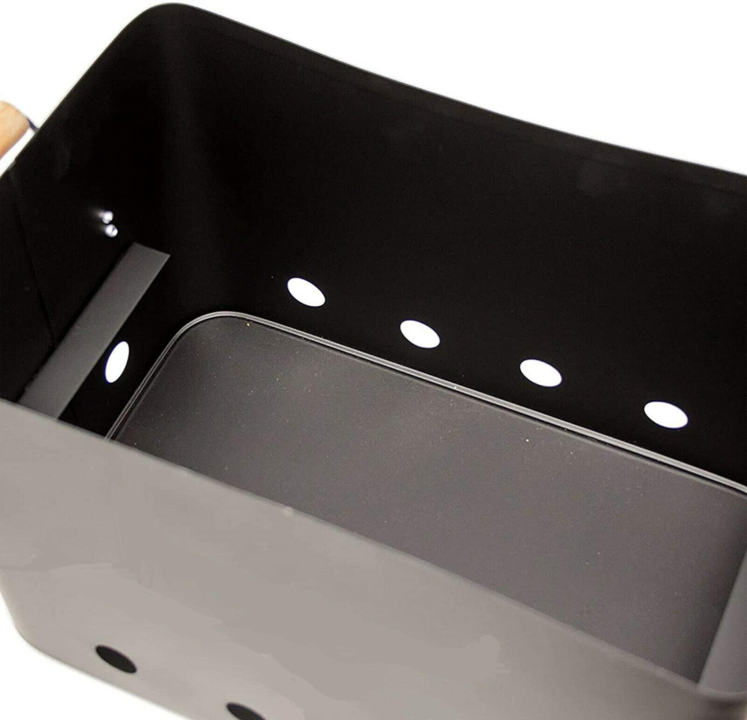 Compact Travel BBQ Bucket With Grill Plate1