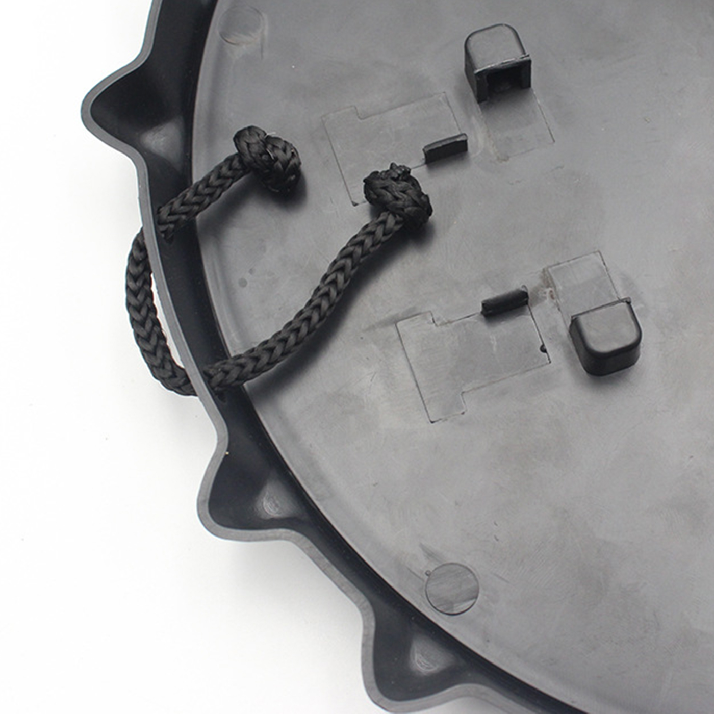 9.5 Inch Magnetic Hanging Dart Bottle Cap Board2