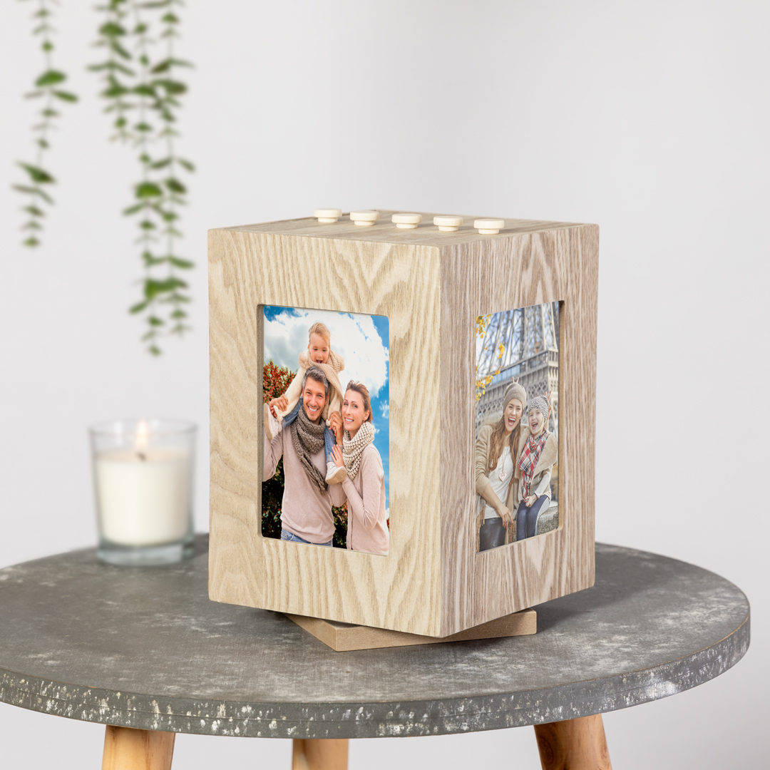 Rotating Cube Photo Frame1