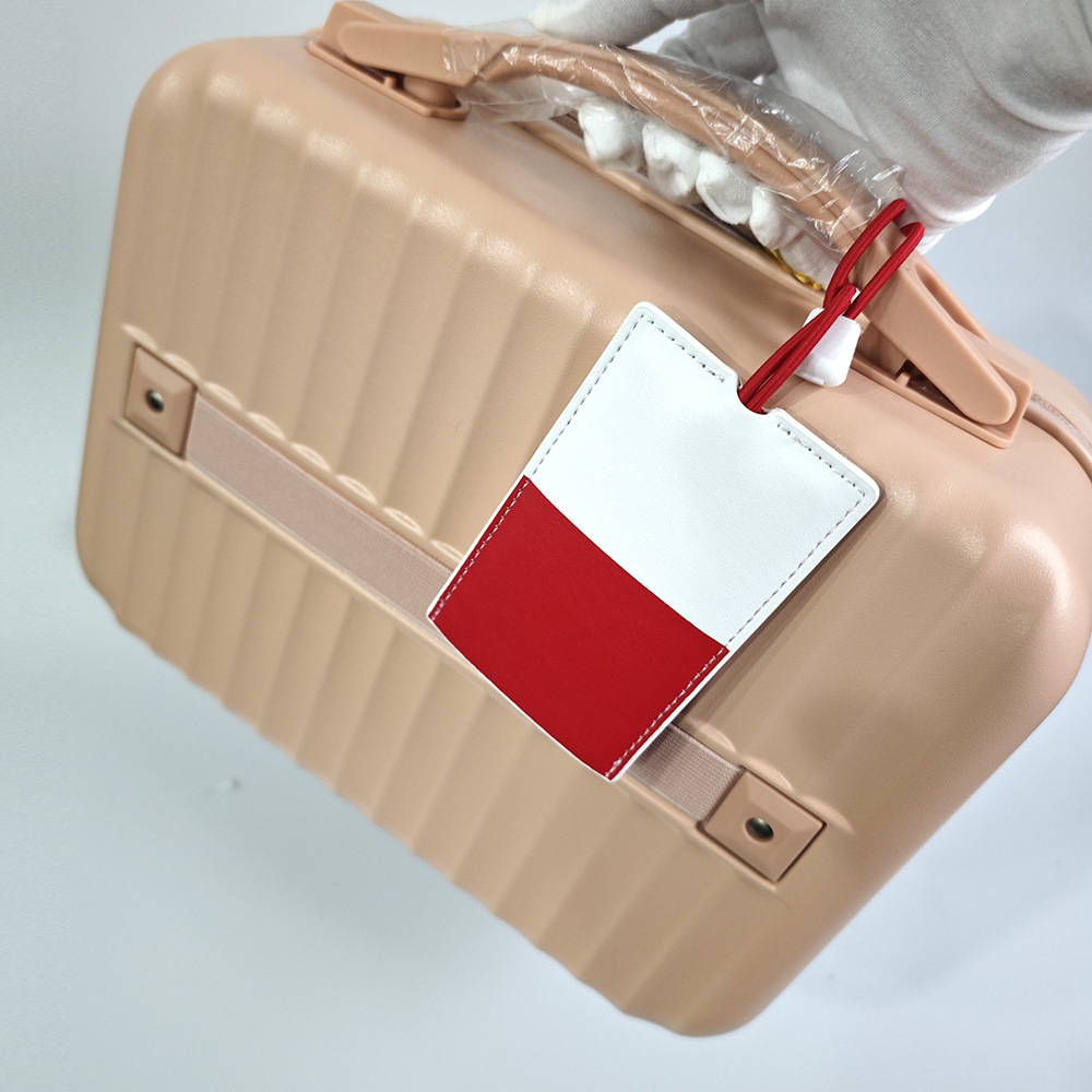 Leather Personalized Luggage Tag1