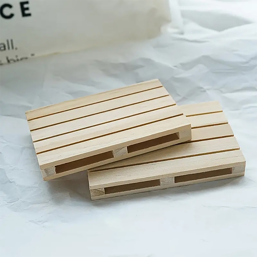 Square Wooden Pallet Coasters2