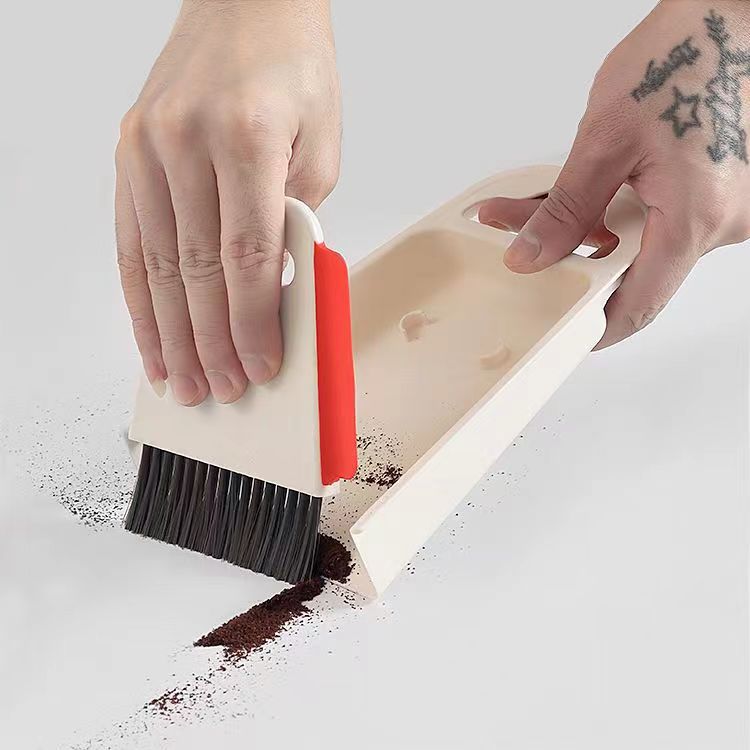 Table Cleaning Brush With Dustpan2