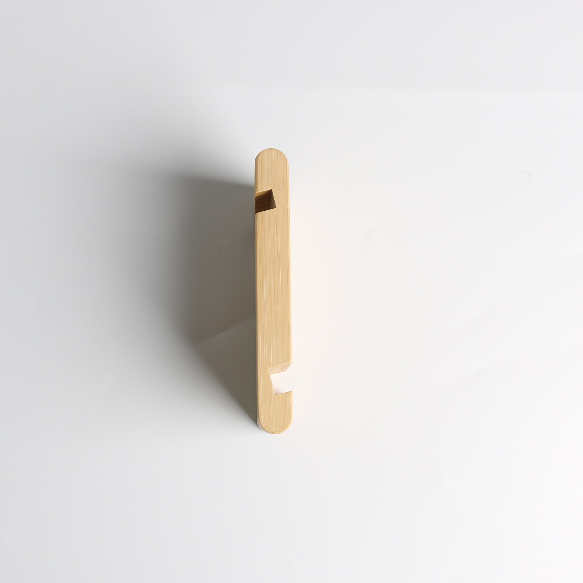 Bamboo Wireless Charger Phone Stand3