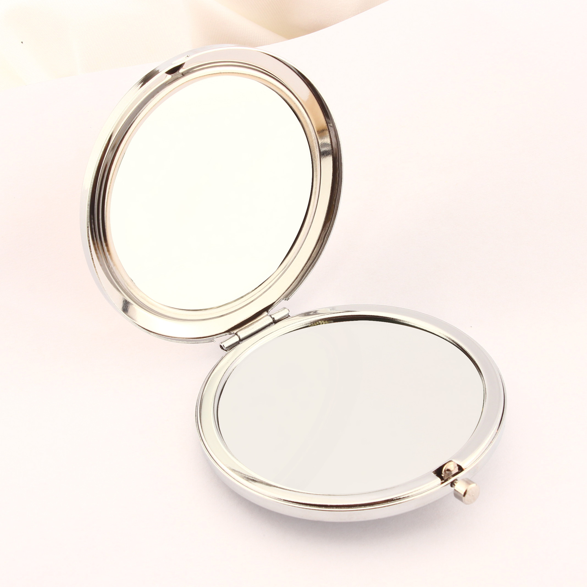 Round Pocket Double-Sided Makeup Mirror