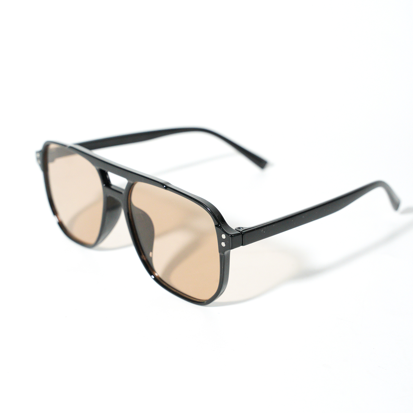 Plastic Aviator Sunglasses​