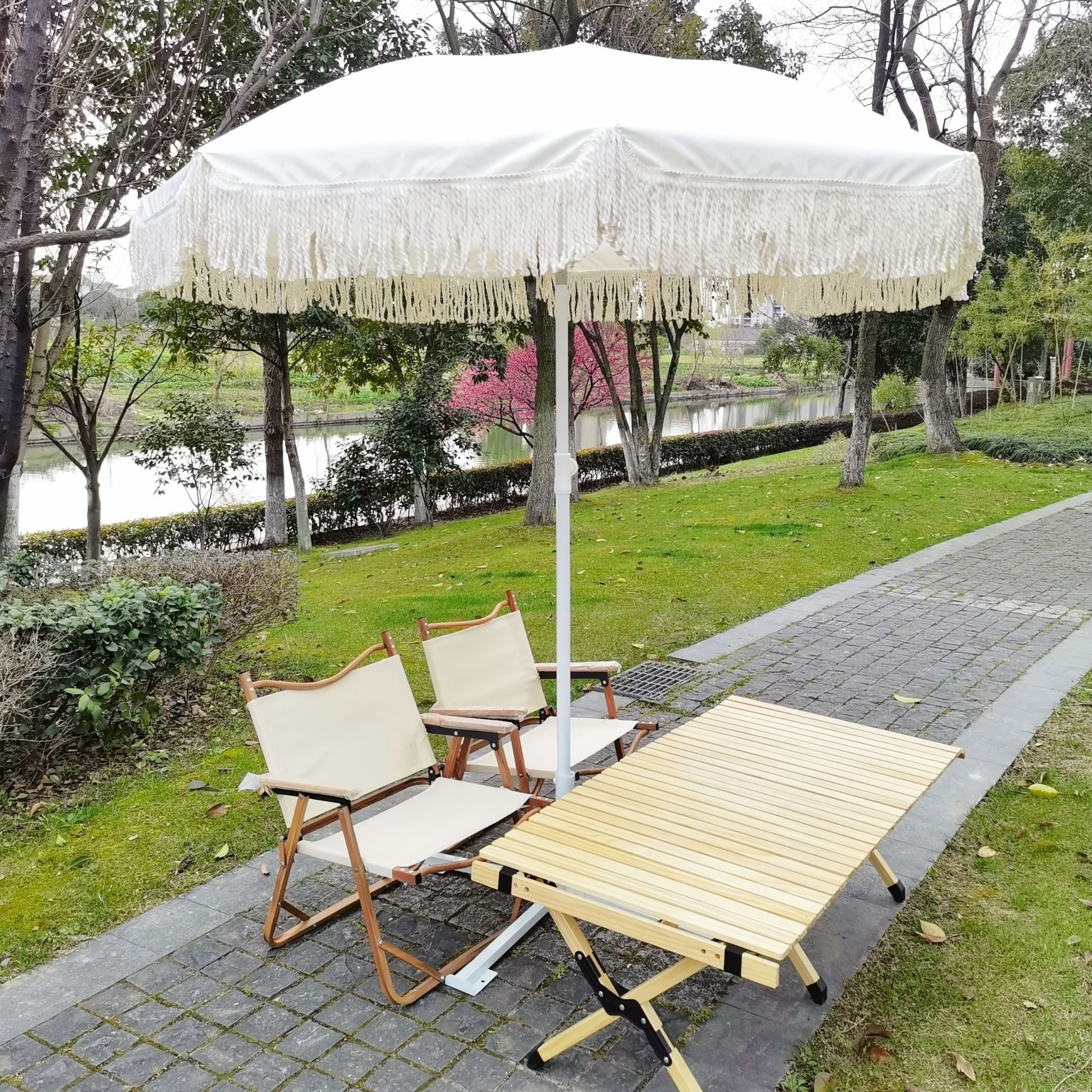 Outdoor Beach Umbrella With Tassel3