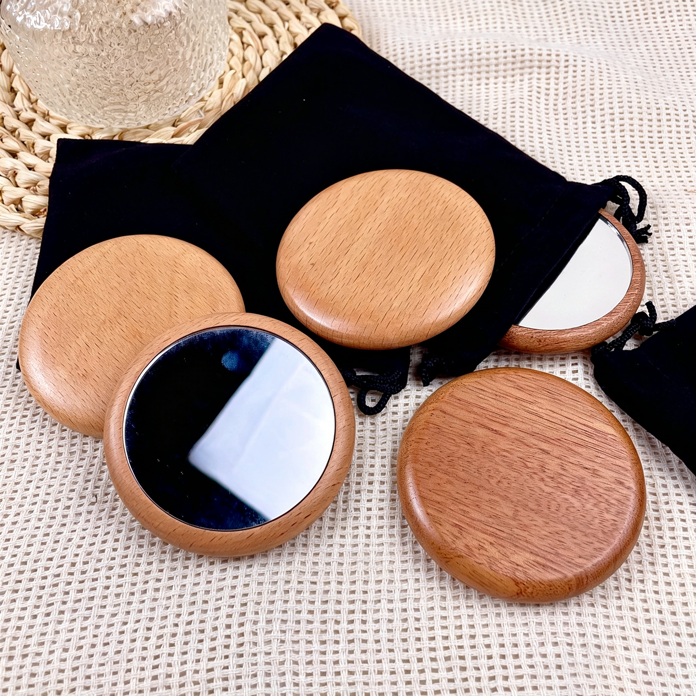 Custom Wooden Round Pocket Makeup Mirror3