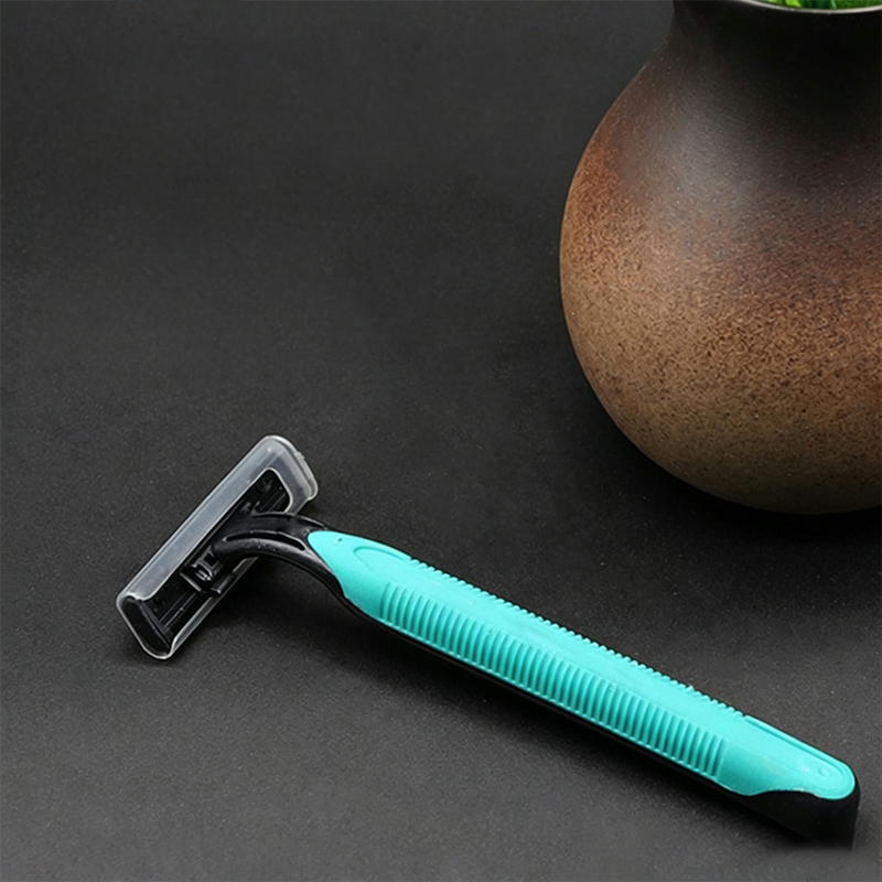 Custom Twin Blade Disposable Razor3